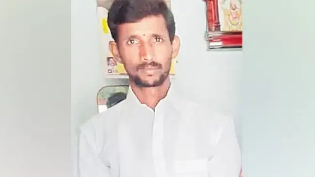 Sucide: అప్పుల బాధతో రైతు ఆత్మహత్య