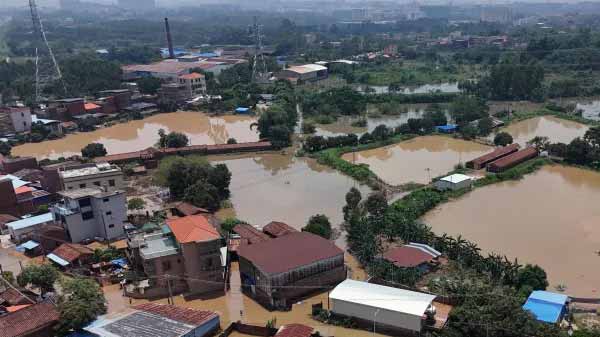 China Provinces: వరదలకు 10మంది మృతి, 33 మంది గల్లంతు
