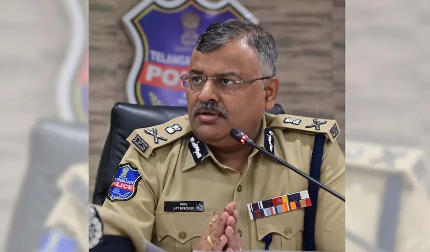 TG DGP Jitender: పోలీసులందరూ పట్టభద్రులు కావాల్సిందే