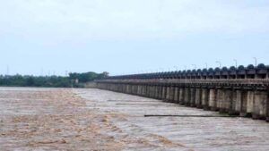 Godavari – ఉద్ధృతంగా గోదావరి.. ఉ.11గంటలలోపు మొదటి ప్రమాద హెచ్చరిక!