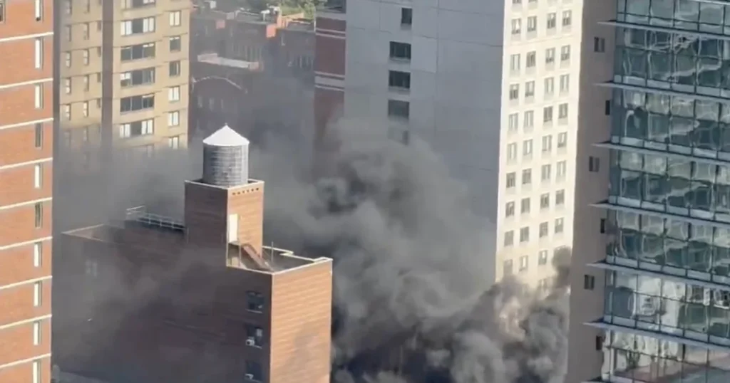 New York Explosion: న్యూయార్క్‌లో భారీ పేలుడు