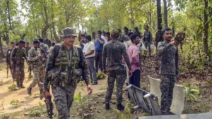 మహారాష్ట్రలో భారీ ఎన్ కౌంటర్