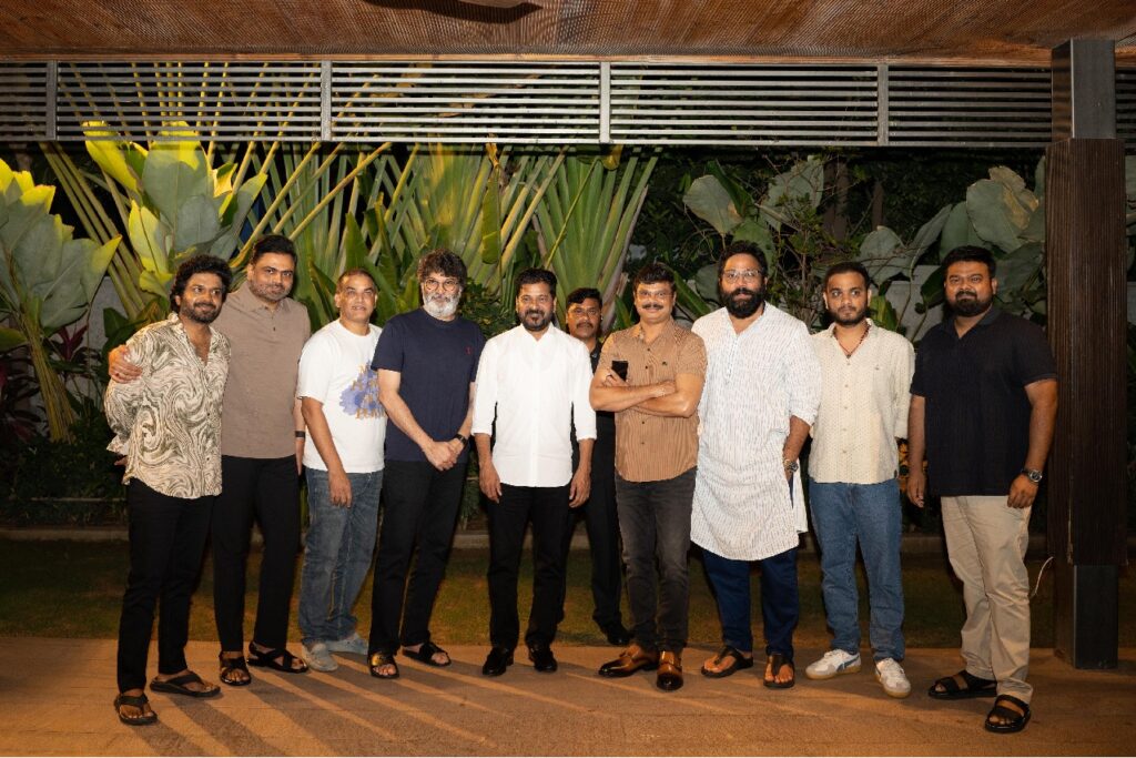 Vaartha live news : Revanth Reddy : రేవంత్ రెడ్డికి ధన్యవాదాలు తెలిపిన సినీ ప్రముఖులు