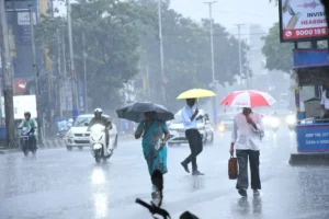 హైదరాబాద్ లో భారీ వర్షం