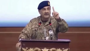 భారత్‌ను అణుబాంబుతో హెచ్చరించిన పాక్‌ ఆర్మీ చీఫ్