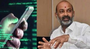 బండి సంజయ్‌కు మరోసారి నోటీసులు