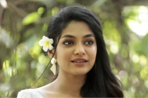 నన్ను పొట్టి అంటూ ఏడిపించే వారు..