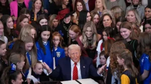 ట్రాన్స్‌ జెండర్‌ మహిళలకు స్పోర్ట్స్‌ వీసాలపై పరిమితులు..ట్రంప్‌ నిర్ణయం