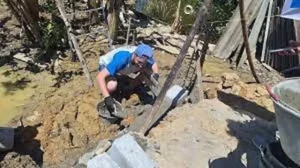 పాఠశాలలో టాయిలెట్లు నిర్మించిన ఫ్రెంచ్‌ విద్యార్థులు