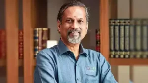 విదేశీ విద్య కోసం భారీగా రుణాలు చేయవద్దు: జోహో వ్యవస్థాపకుడు