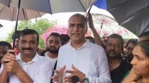Harish Rao మెదక్ జిల్లా ముంపు ప్రాంతాలను పర్యటించిన మాజీ మంత్రి హరీష్ రావు
