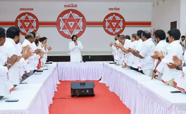 Today News : Janasena – శాసనసభాపక్ష సమావేశం – కూటమి ఐక్యత, అభివృద్ధిపై పవన్ కల్యాణ్ దృష్టి