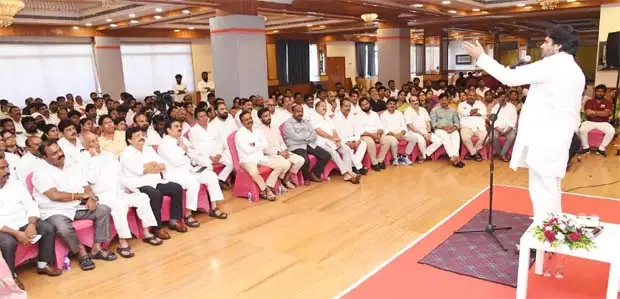 Janasena - శాసనసభాపక్ష సమావేశం - కూటమి ఐక్యత, అభివృద్ధిపై పవన్ కల్యాణ్ దృష్టి