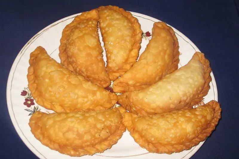 Kajjikayalu Recipe