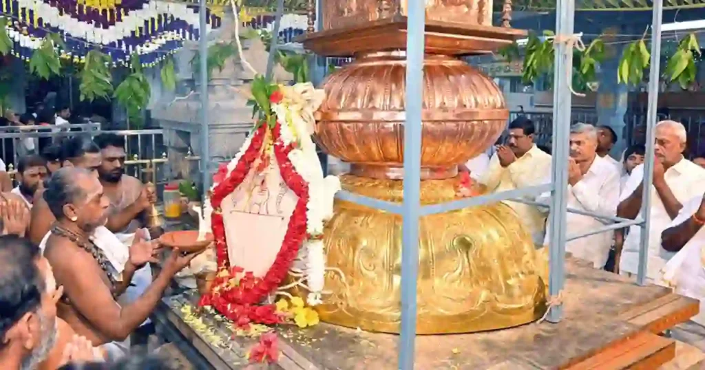 Today News : Kanipakam temple - కాణిపాకంలో వైభవంగా ధ్వజారోహణం
