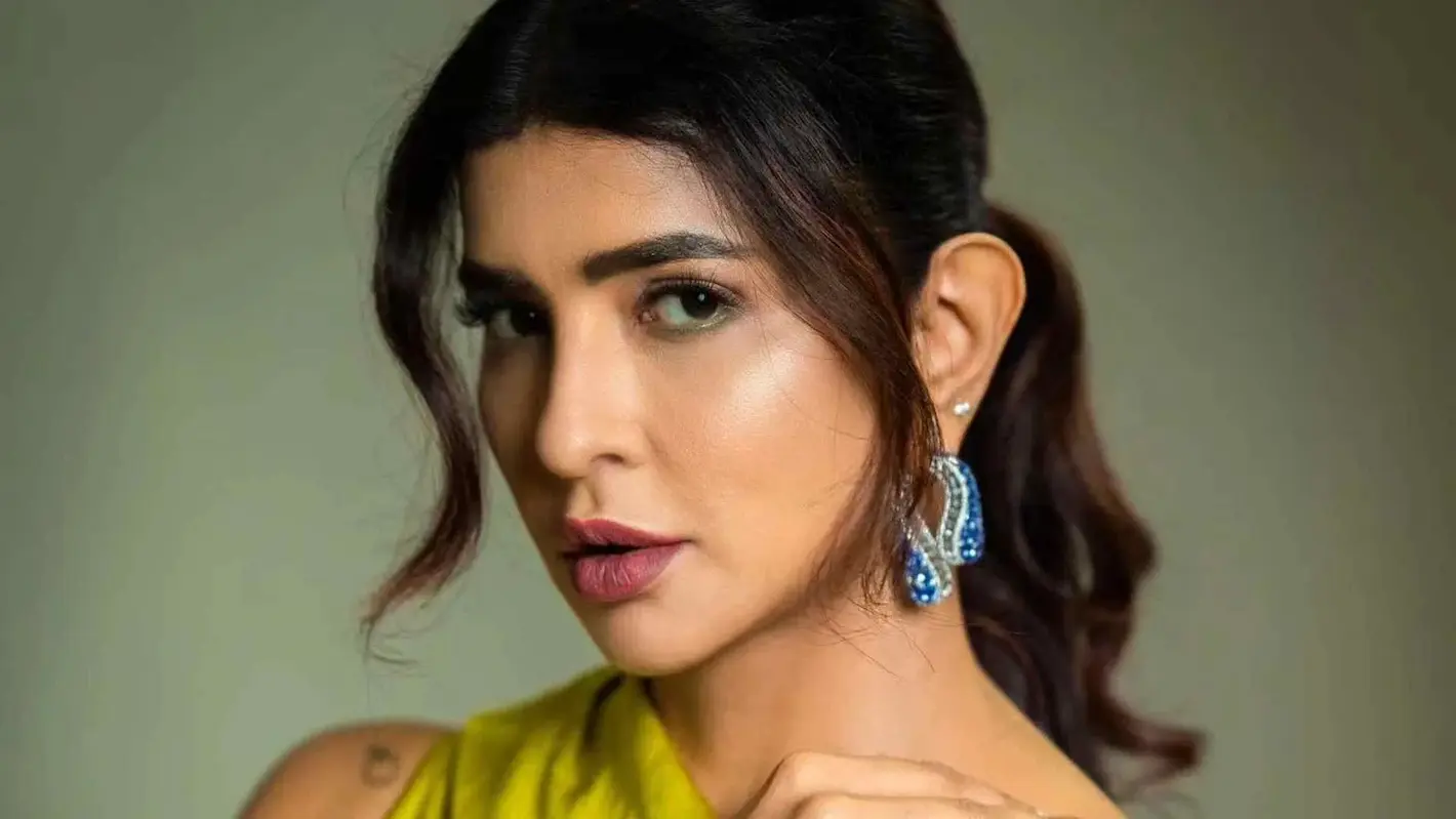 బెట్టింగ్ యాప్స్ కేసులో విచారణకు హాజరైన మంచు లక్ష్మి