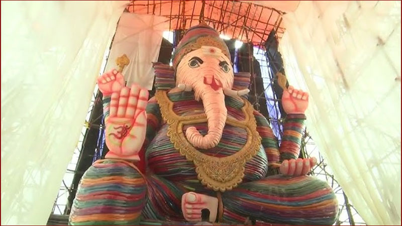 Breaking News – Ganesh Chaturthi : లక్ష చీరలతో భారీ వినాయకుడు