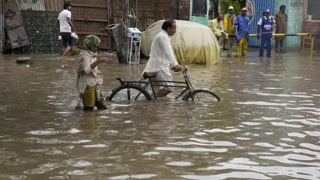 Pakistan Rains: పాకిస్తాన్ లో వరదల విధ్వంసం..657 మంది మృతి