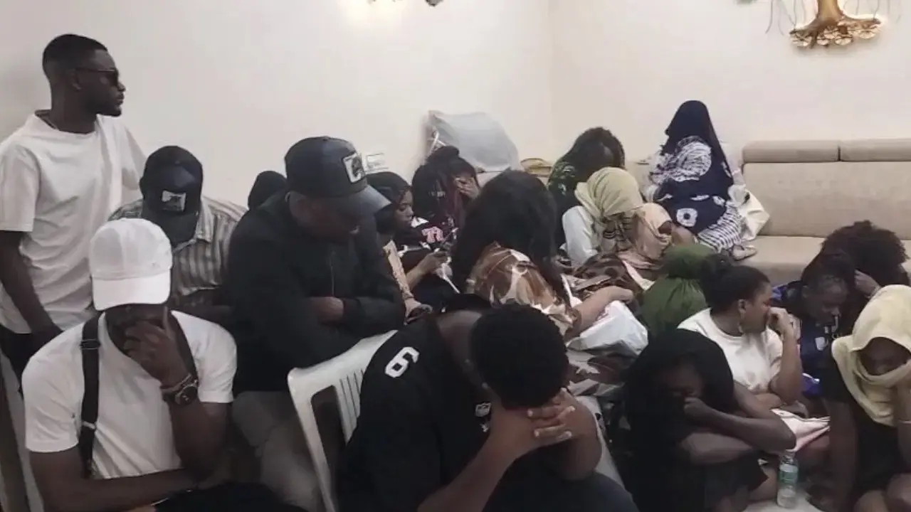 ఫామ్‌హౌస్‌లో గుట్టుగా డ్రగ్స్ పార్టీ