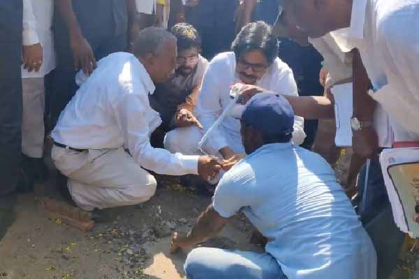 AP Roads : మెరుగైన రోడ్లతోనే రాష్ట్ర ఆర్థిక ప్రగతి – పవన్