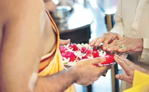 Priests – ఉన్నతాధికారుల బదిలీలపై అర్చకుల భయాందోళ