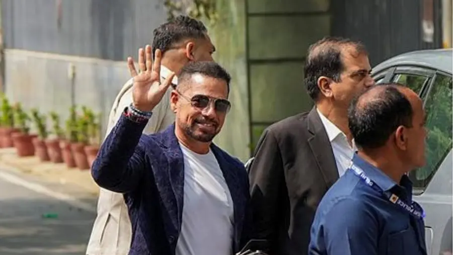 Robert Vadra: భూ కుంభకోణం కేసులో రాబర్ట్ వాద్రాకు షాక్