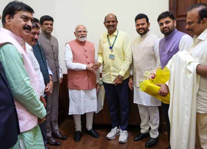 TDP MPS : మోదీ, అమిత్ షాతో టీడీపీ ఎంపీల భేటీ