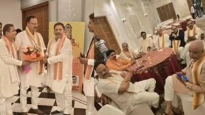 యూపీలో ఊపందుకున్న రాజకీయాలు.. 40 మంది ఎమ్మెల్యేల సమావేశం