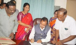 ప్రతిభకే ప్రథమ తాంబూలం వర్సిటీ విసి నిత్యానందరావు.