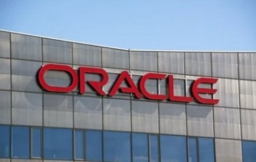 Oracle Jobs : ఒరాకిల్‌లో 3 వేల మంది ఉద్యోగాల కోతలు –ఏఐ ప్రభావంతో ఐటీ రంగంలో సంక్షోభం తీవ్రతరం