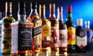 Paid Liquor- రూ.15.85 లక్షల నాన్ డ్యూటీ పెయిడ్ లిక్కర్ పట్టివేత