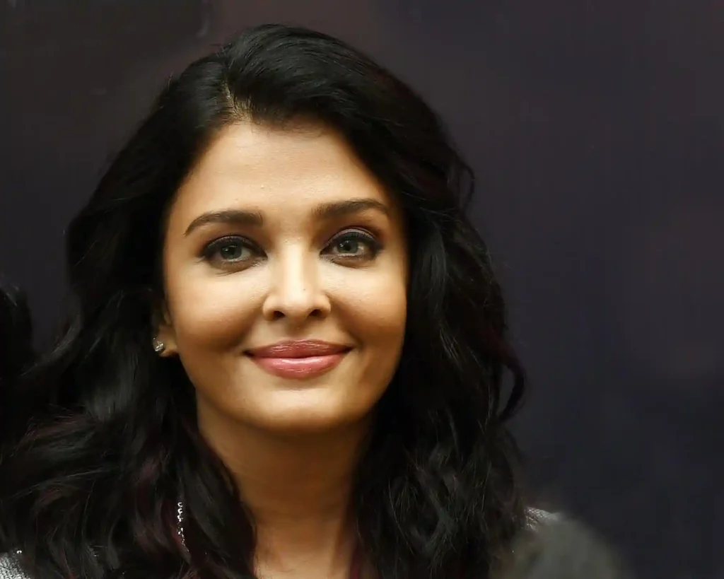 Telugu News: Aishwarya Rai- ఐశ్వర్యారాయ్ ఫొటోల వాడకంపై కీలక తీర్పు ఇచ్చిన ఢిల్లీ హైకోర్టు 