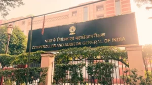 CAG Report – రాష్ట్రాలు తీవ్ర అప్పుల ఊబిలో కూరుకుపోతున్నాయి: కాగ్