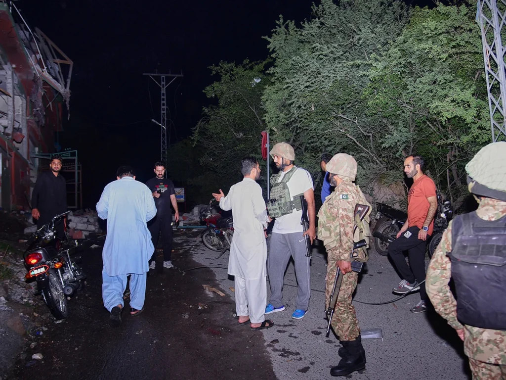 Telugu News: Pak: POK నుంచి ఉడాయించిన లష్కరే తోయిబా