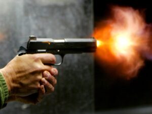 అమెరికాలో చర్చిలో కాల్పుల కలకలం : ఇద్దరు మృతి