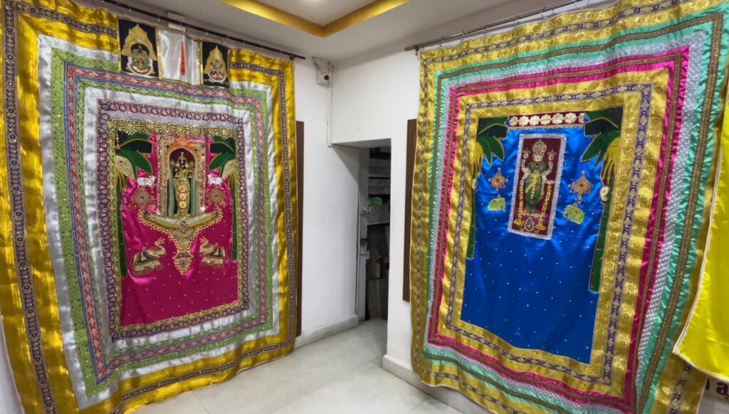 Vaartha live news : Tirumala : తిరుమల వెంకన్న ఆలయంలో పరదాల ప్రత్యేకత ఏంటంటే ?