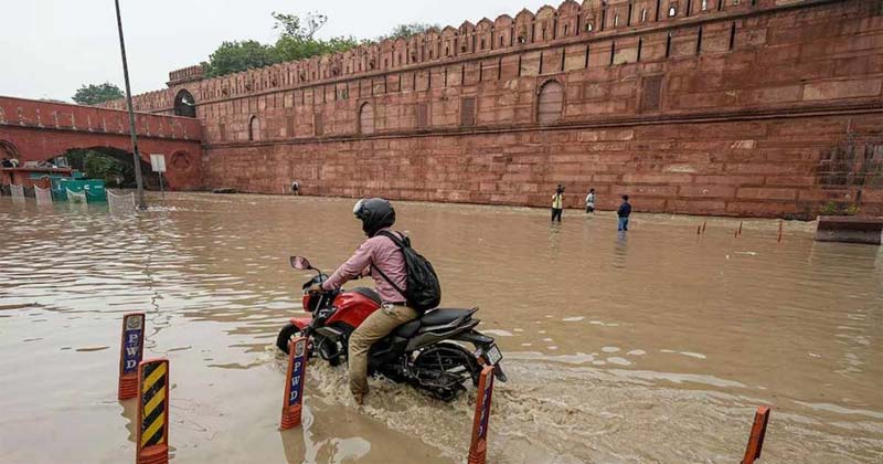 Breaking News – Flood : తగ్గని యమునా నది వరద ప్రవాహం