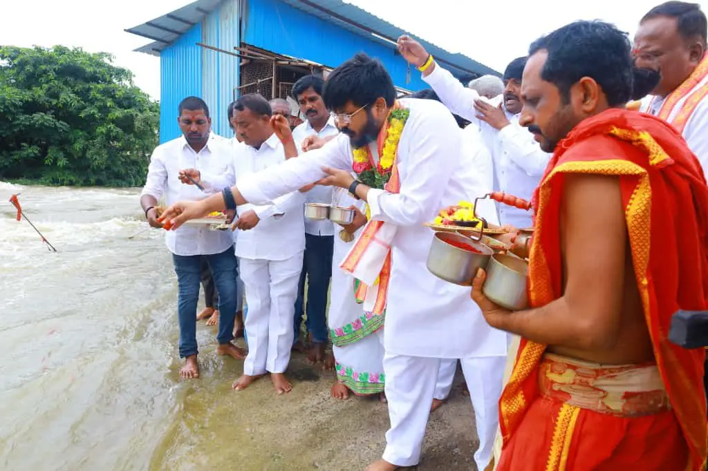 News Telugu: Dasara – ఏడుపాయల ఘనంగా ప్రారంభం అయిన శరన్నవరాత్రి ఉత్సవాలు