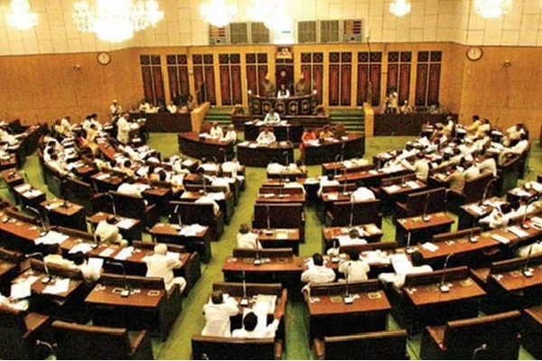 Telugu News: Assembly-ఏపీ అసెంబ్లీలో అధికార వీపక్షాల మధ్య మాటల యుద్ధం