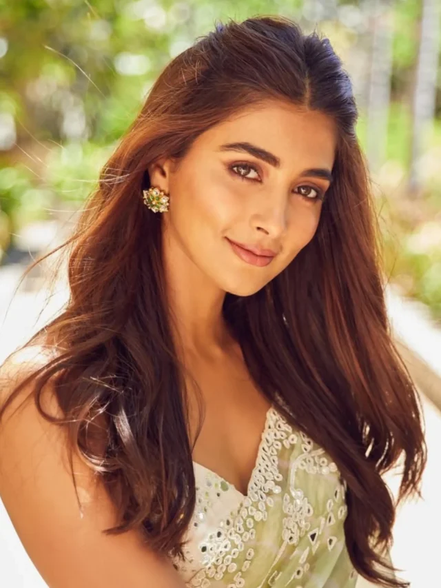 పూజా హెగ్డే ప్రస్తుతం కొత్త ప్రాజెక్టుల విషయంలో ఆలోచనలో ఉంది