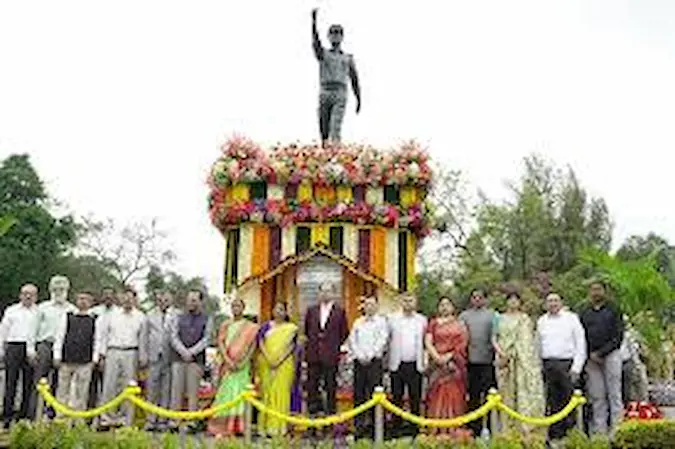 News Telugu: Minister Konda Surekha – అటవీ శాఖ అమరవీరుల త్యాగం చిరస్మరణీయం : మంత్రి కొండా సురేఖ