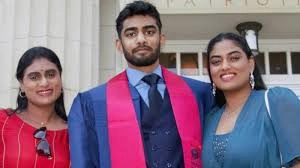 Rajareddy-రాజకీయాల్లోకి షర్మిల కుమారుడు రాజారెడ్డి ఎంట్రీ ..జగన్ కి దెబ్బేనా?