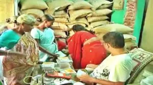 Ration – బోలెడంత ఆదాయం.. అయినా రేషన్ తీసుకుంటున్నారా? జైలు శిక్ష తప్పదు