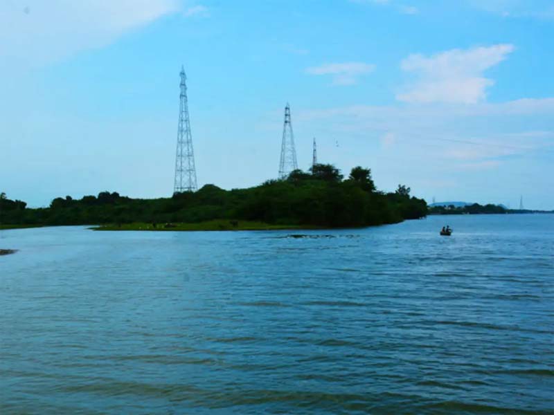 Krishna – Godavari River : ఉద్ధృతంగా గోదావరి, కృష్ణా నదులు