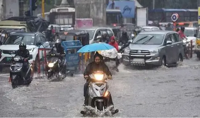News telugu: Hyderabad Rains: హైదరాబాద్ లో కుండపోత వర్షం