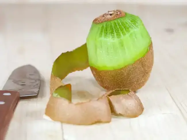  Kiwi Fruit With Skin - కివి పండ్ల‌ను పొట్టుతో  తింటే ఏమ‌వుతుందో తెలుసా..