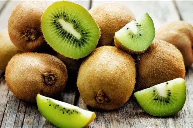  Kiwi Fruit With Skin - కివి పండ్ల‌ను పొట్టుతో  తింటే ఏమ‌వుతుందో తెలుసా..
