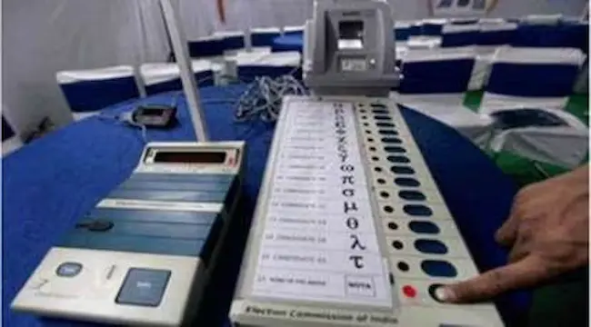 Election Commission: ఇక నుంచి ఈవీఎంలపై అభ్యర్ధి కలర్‌ ఫోటోలు..ఎన్నికల సంఘం