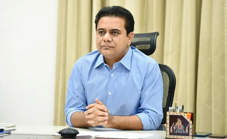 News telugu: KTR: సరైన సమయంలో కేసీఆర్‌ జనంలోకి వస్తారన్న కేటీఆర్