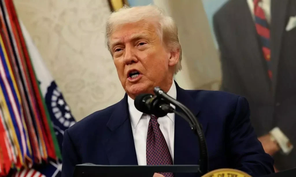 Trump:హెవీ-డ్యూటీ ట్రక్కులపై ట్రంప్ 25 శాతం టారిఫ్